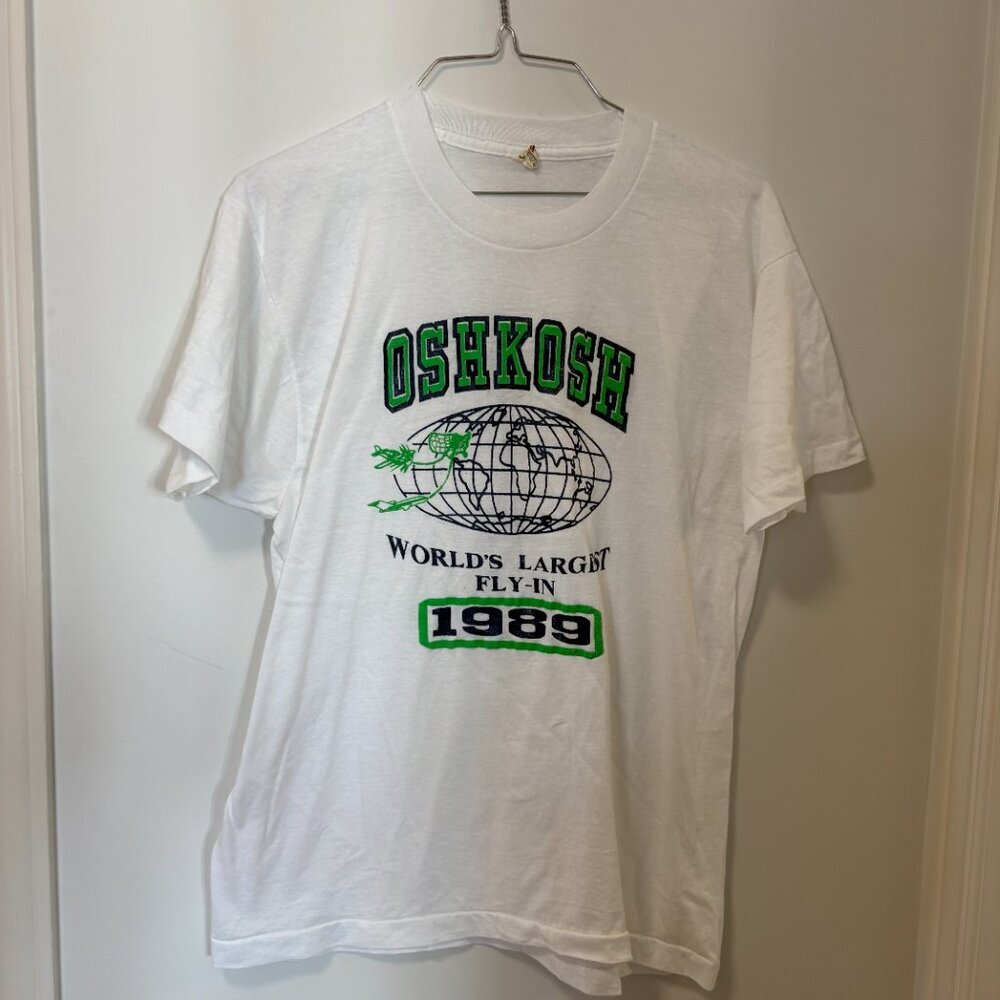 Vintage 80s T-Shirt Single Stitch White Airplane Oshkosh Fly in 1989 Made in USA